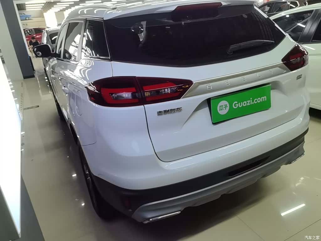 Geely Boyue, 2021 все фото
