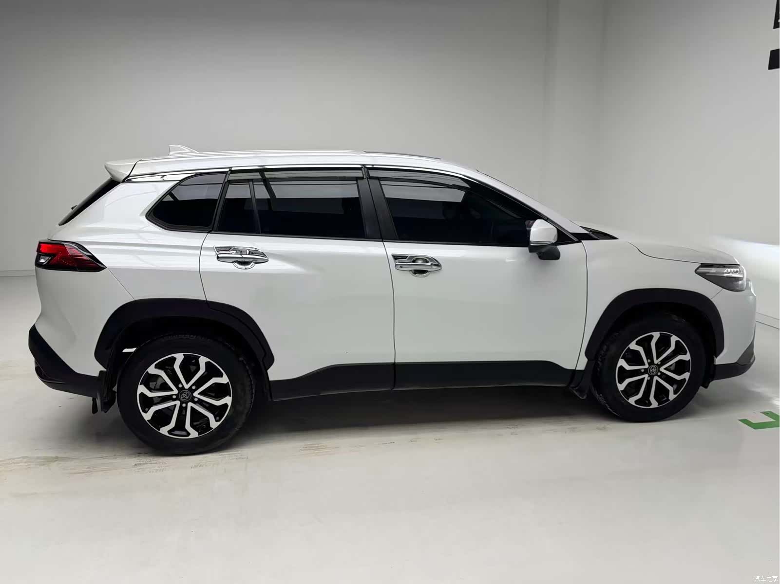 Toyota Frontlander, 2023 7