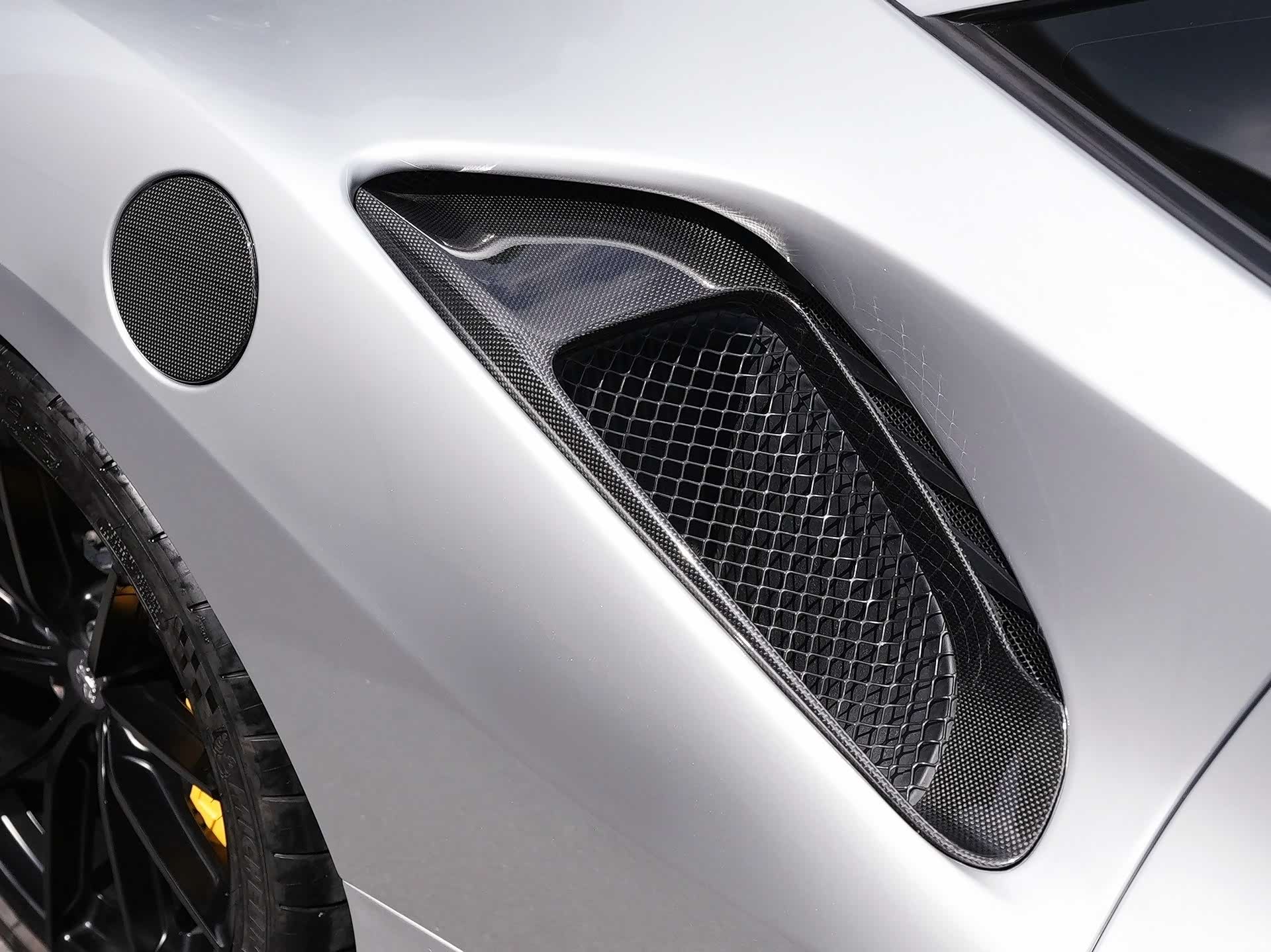 Ferrari 488, 2019 14