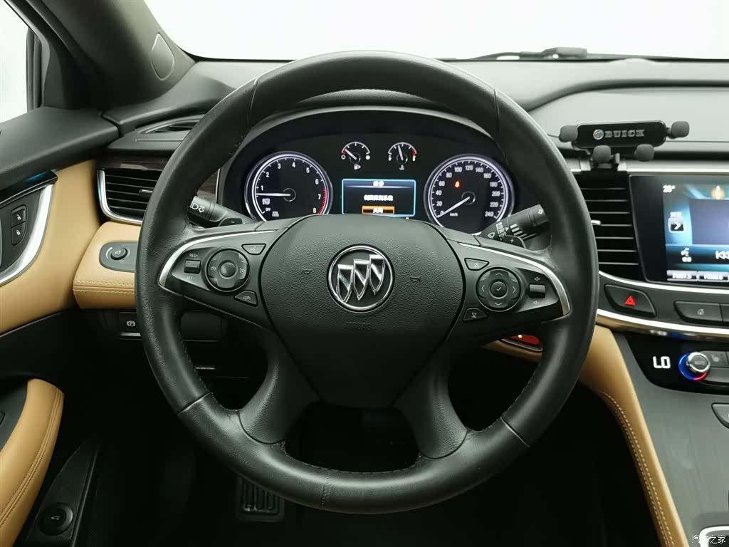 Buick LaCrosse, 2018 11