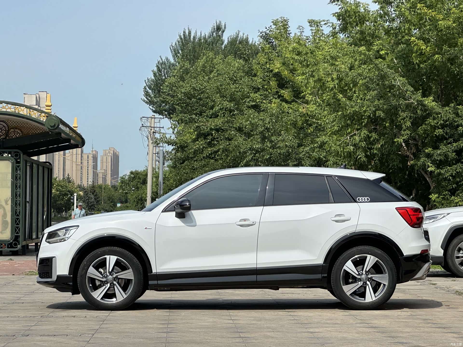 Audi Q2L, 2020 7