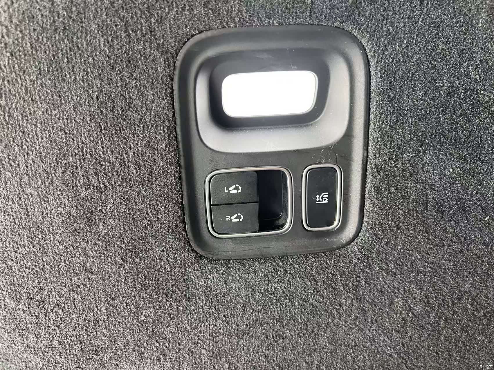 Li Auto L8, 2023 25