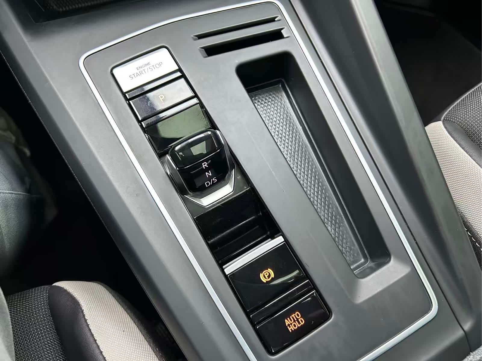 Volkswagen Golf, 2022 14