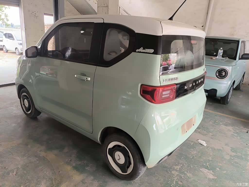 Wuling MINIEV, 2021 все фото