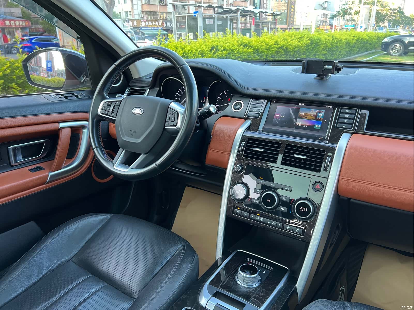 Land Rover Discovery, 2016 17