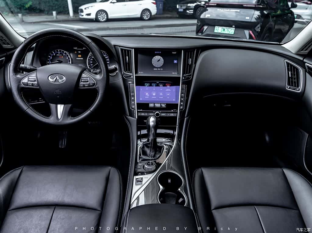 Infiniti Q50L, 2015 4