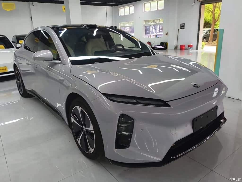 NIO ET5, 2025 4