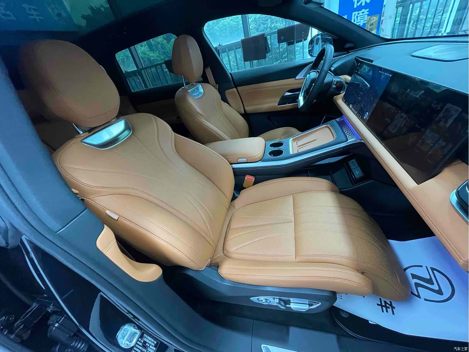 Xpeng G9, 2024 8