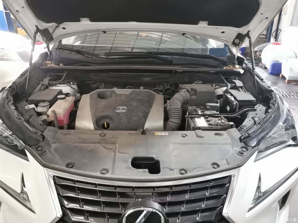Lexus NX, 2021 20