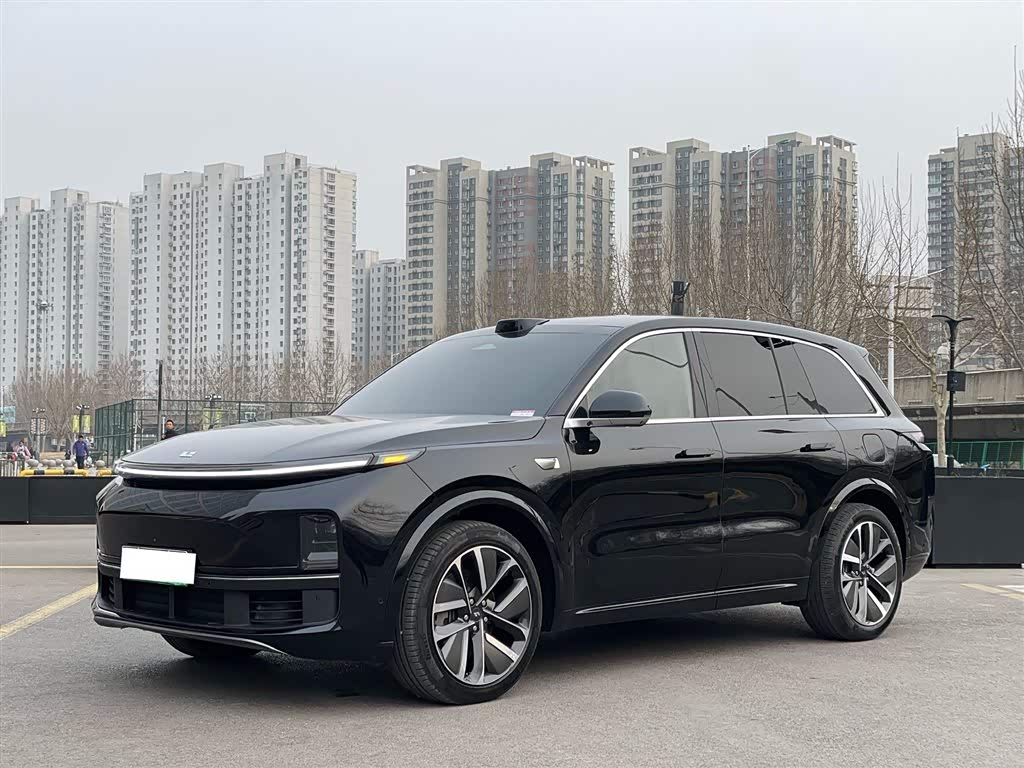 Li Auto L8