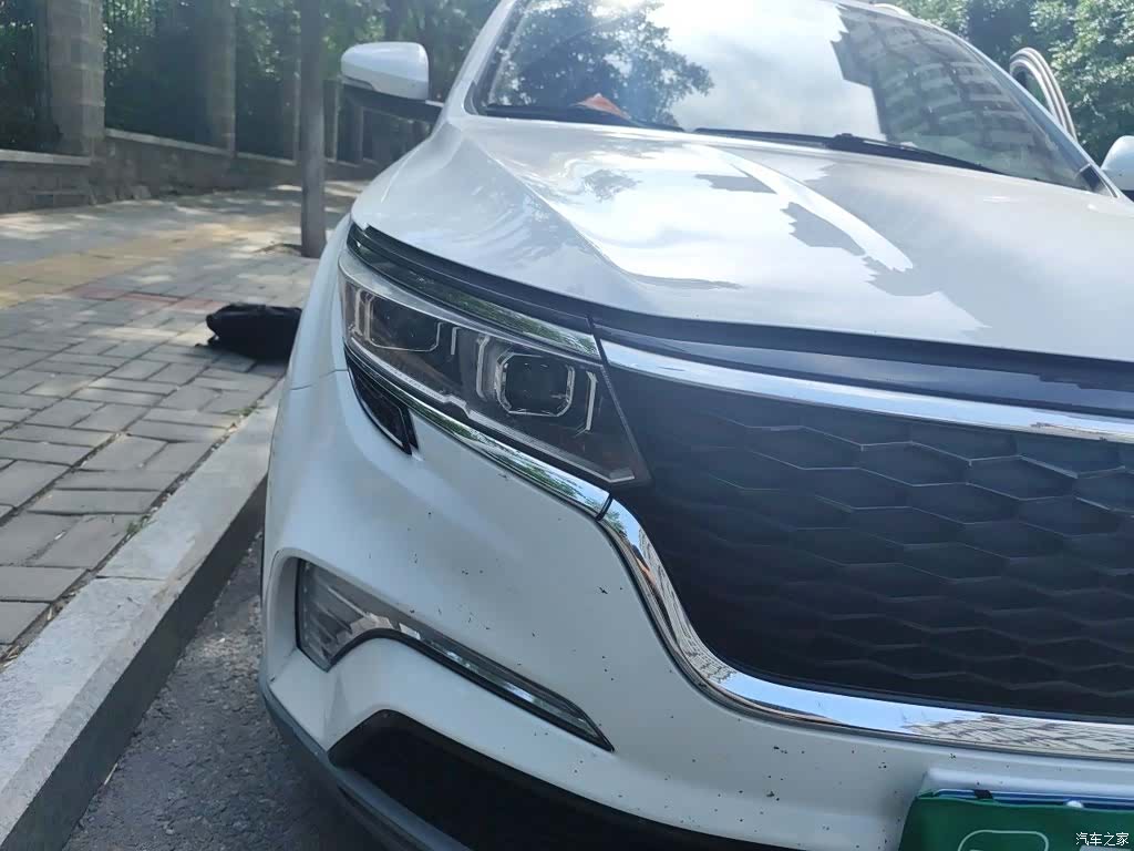 YiQiJiLin R8, 2021 7