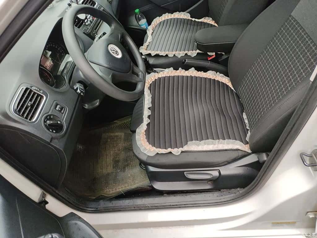 Volkswagen Polo, 2015 11