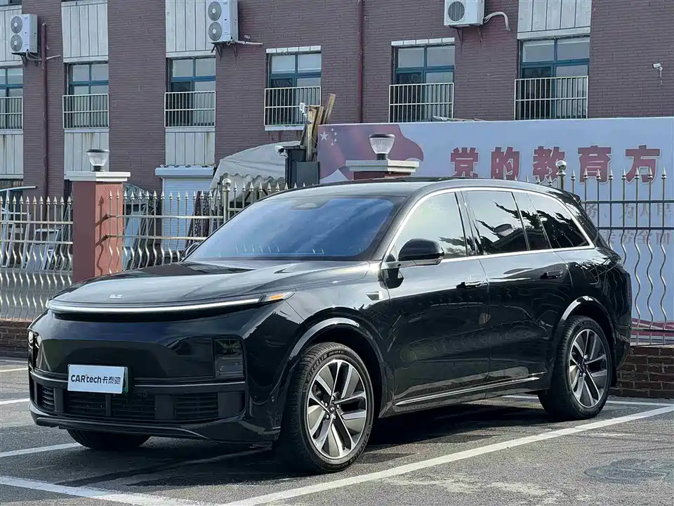 Li Auto Ideal L8