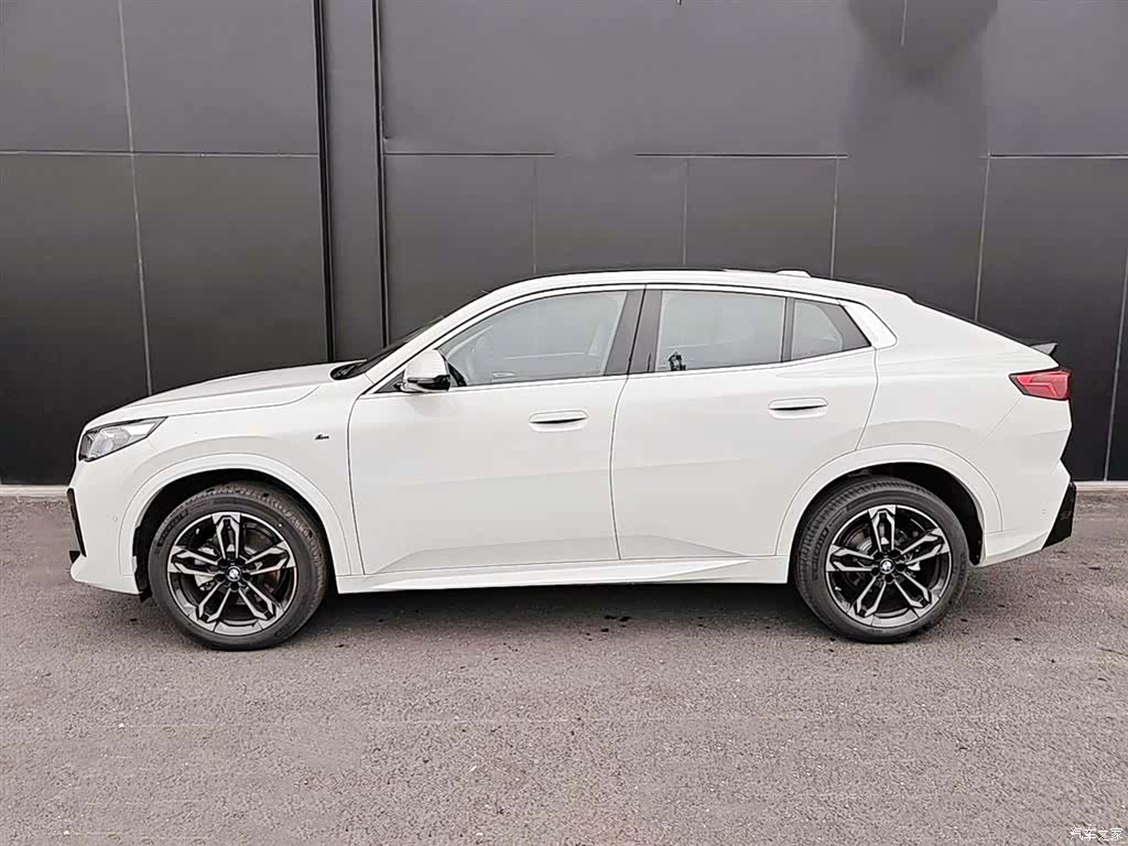 BMW X2, 2025 3