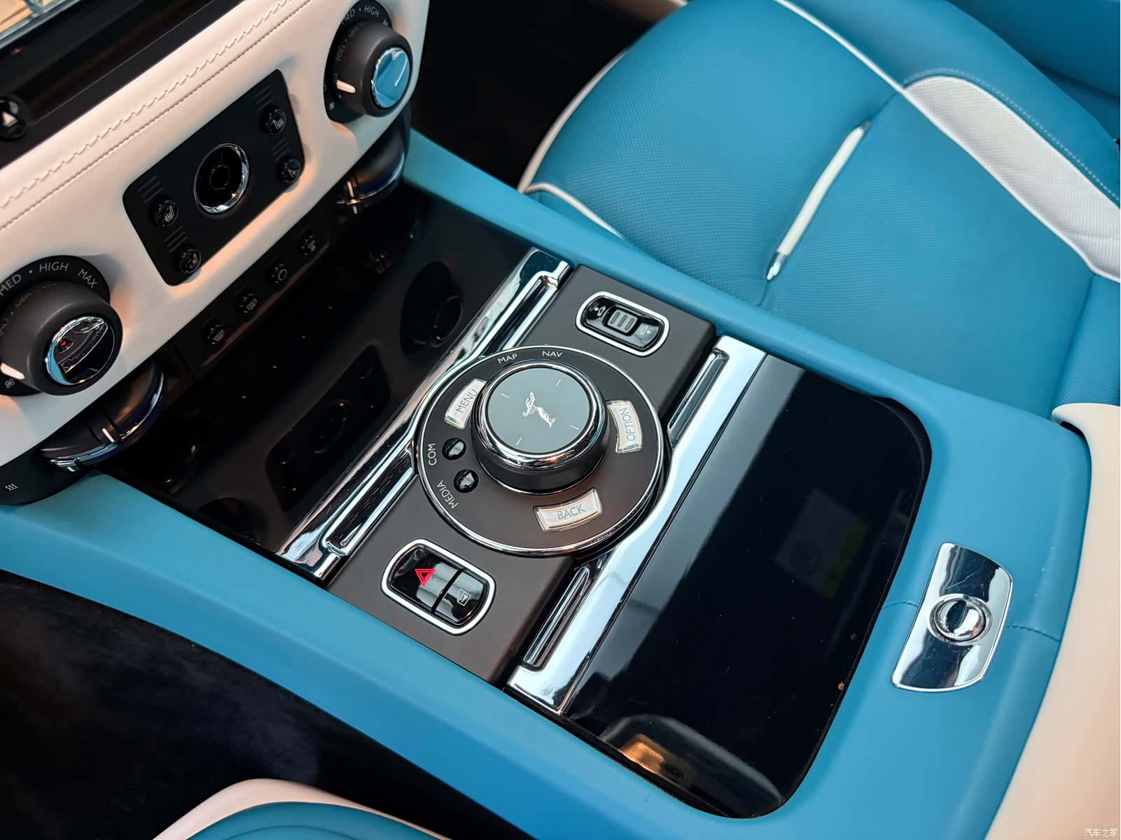 Rolls-Royce Wraith, 2019 15
