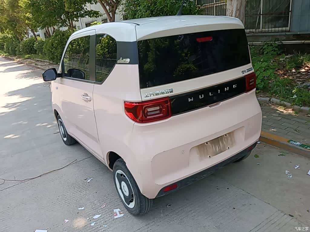 Wuling MINIEV, 2021 все фото
