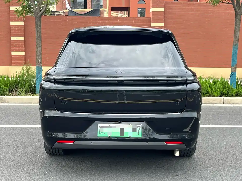 Li Auto Ideal L8