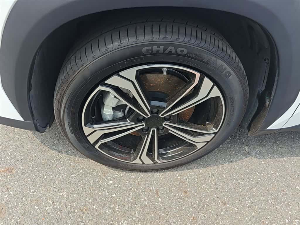 Geely Galaxy L7, 2025 23