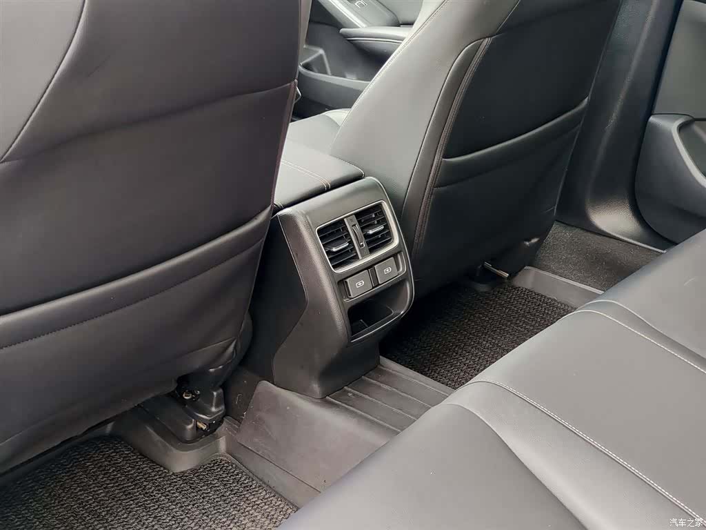 Honda Accord, 2022 9