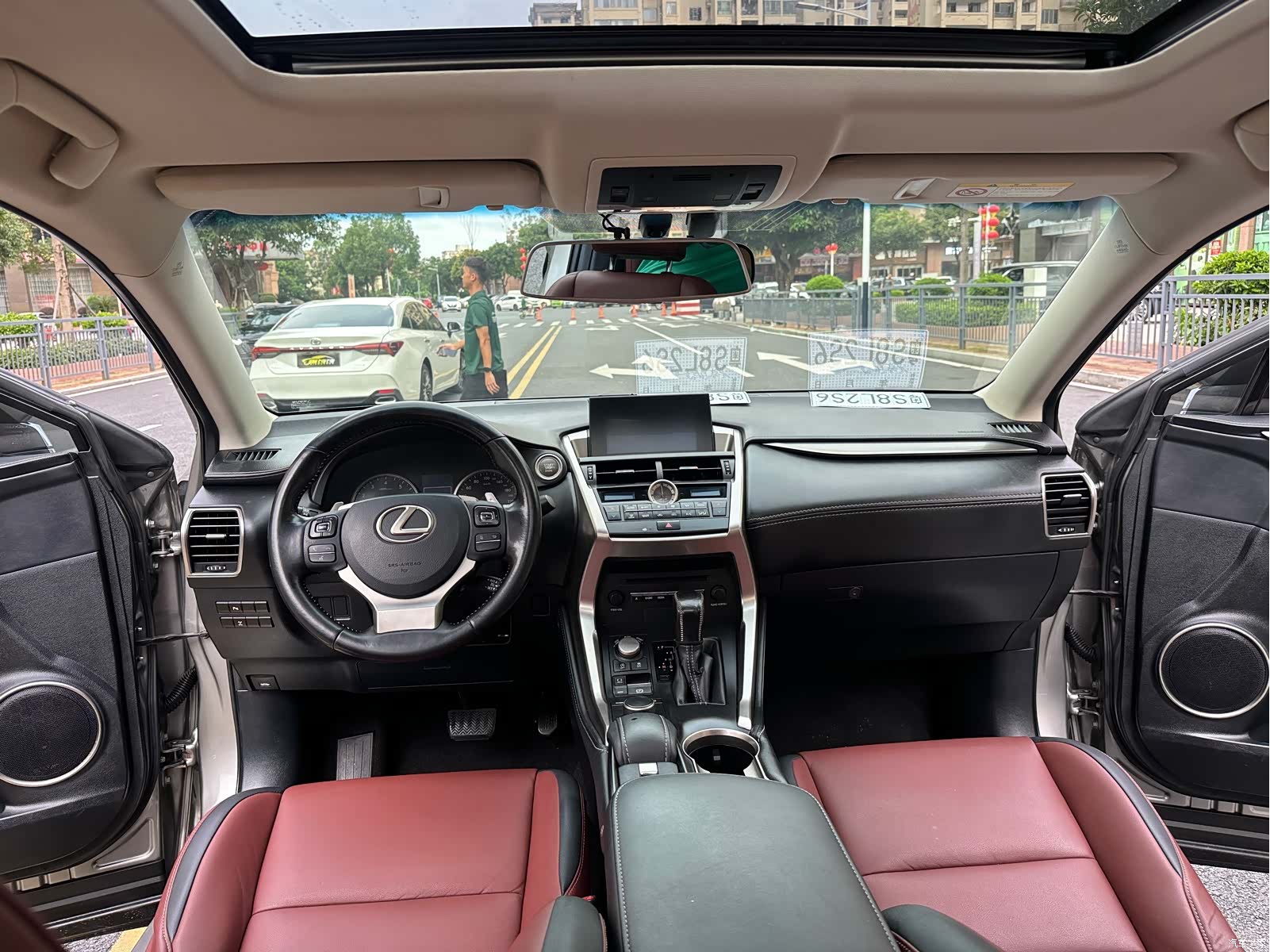 Lexus NX, 2016 все фото