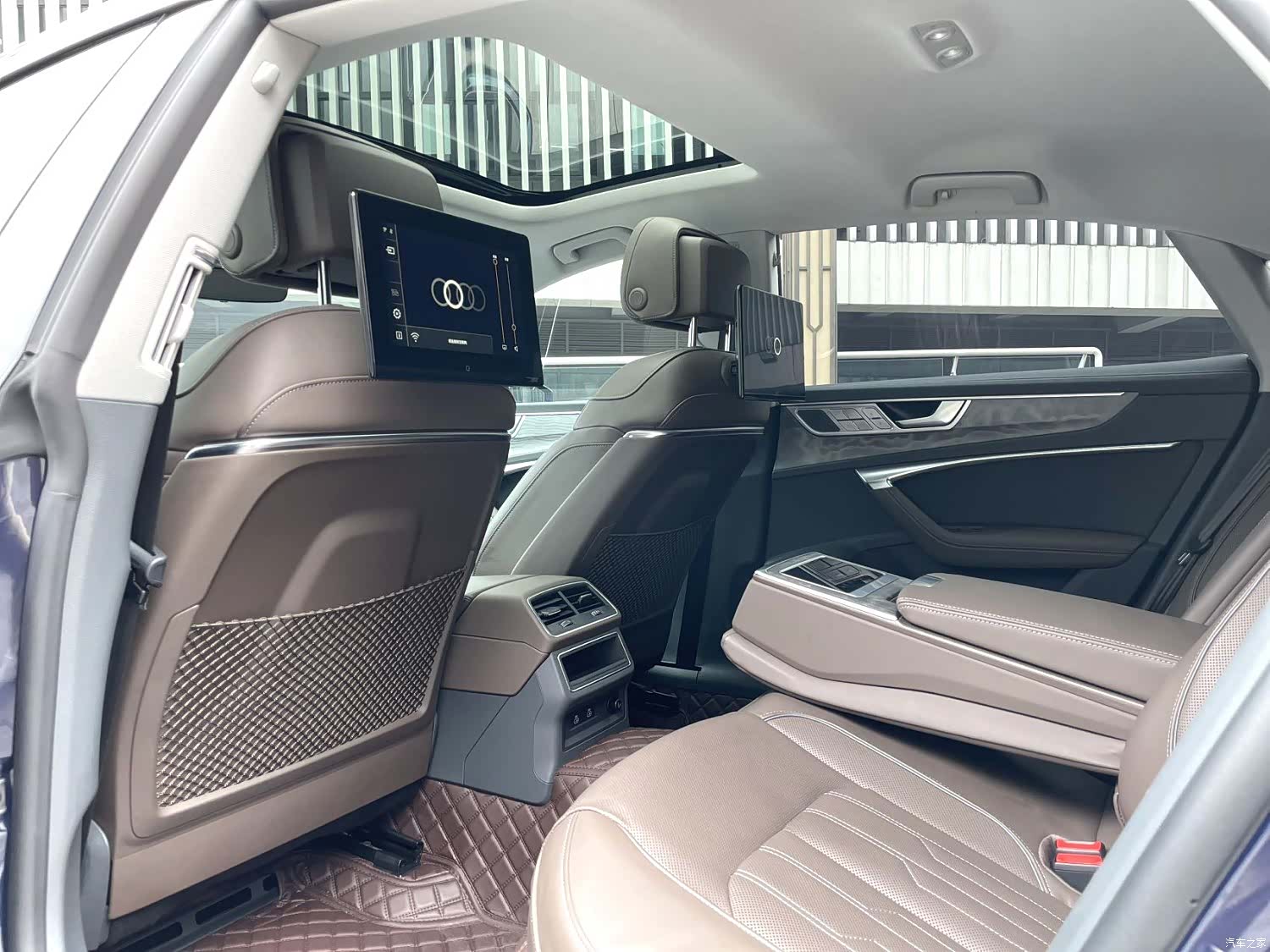 Audi A7L, 2026 8