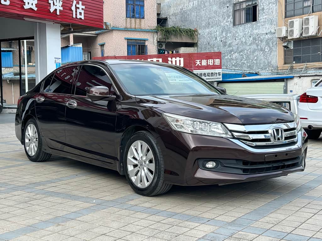 Honda Accord 2015 2.4L EX Luxury
