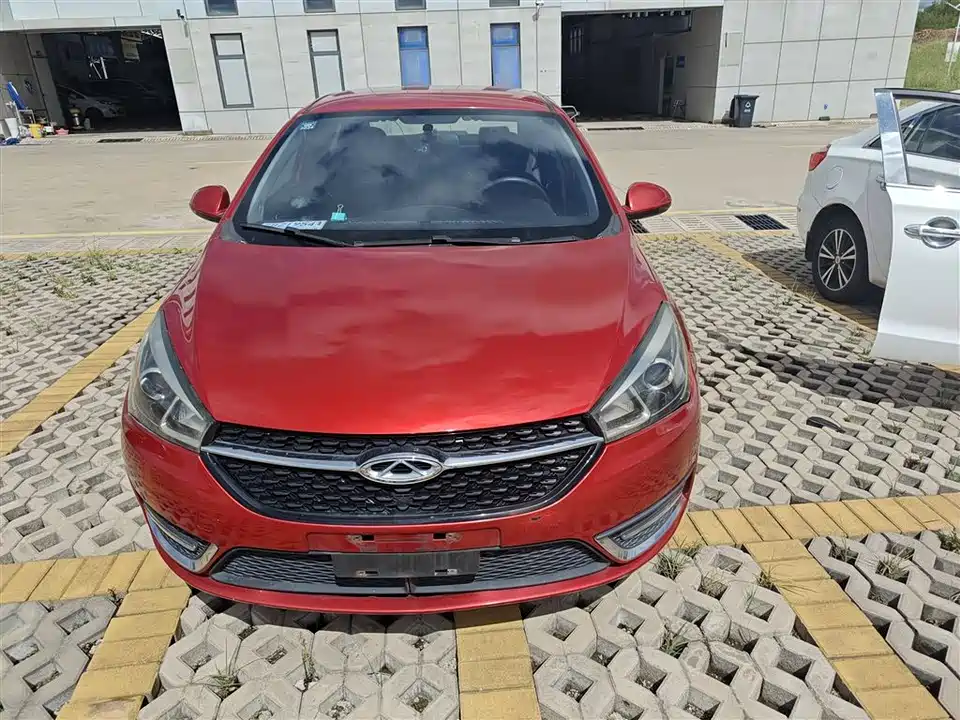 Chery Arrizo 5