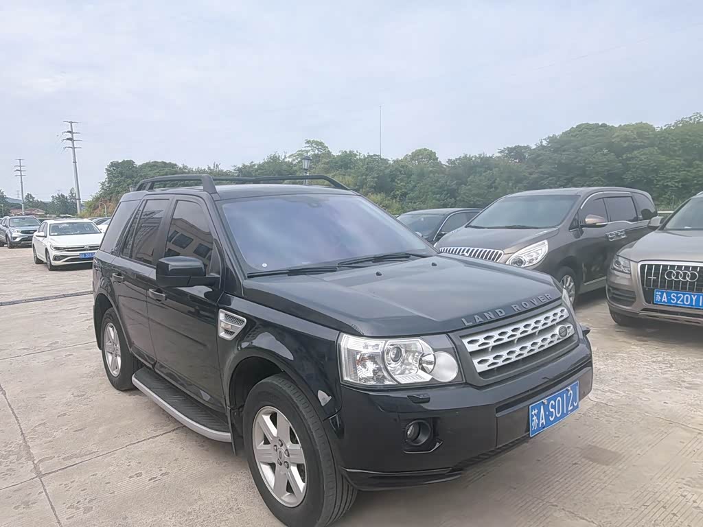 Land Rover 2