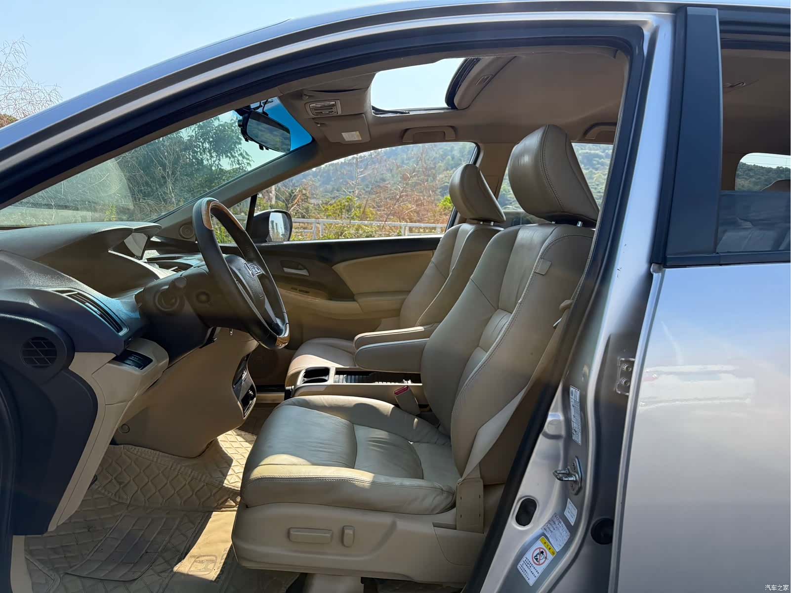 Honda Odyssey, 2012 6