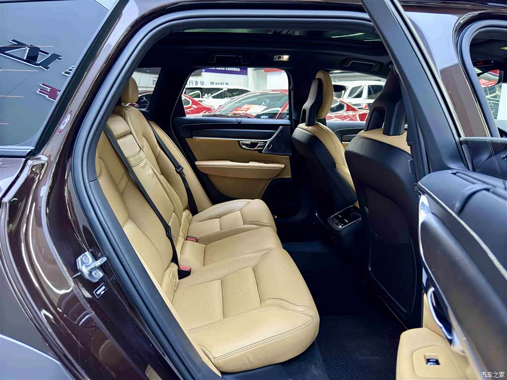 Volvo V90, 2019 7
