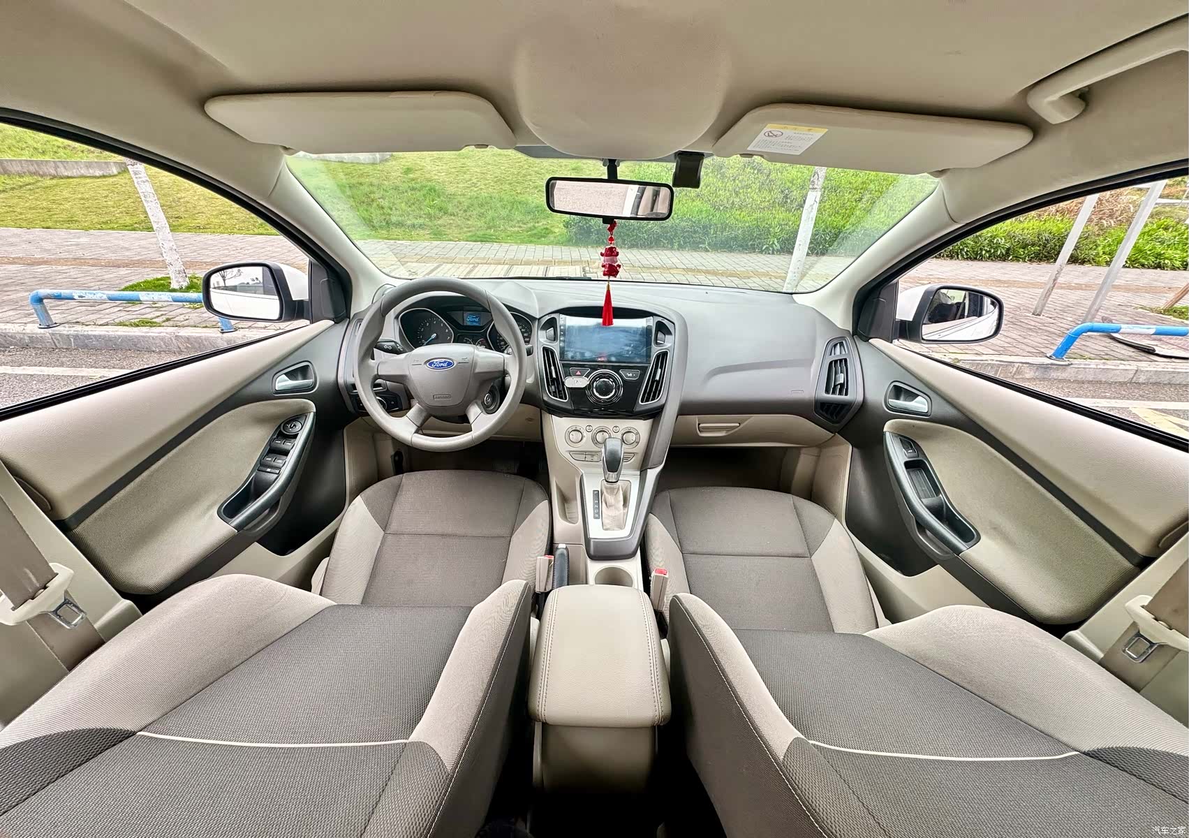 Ford Focus, 2014 35