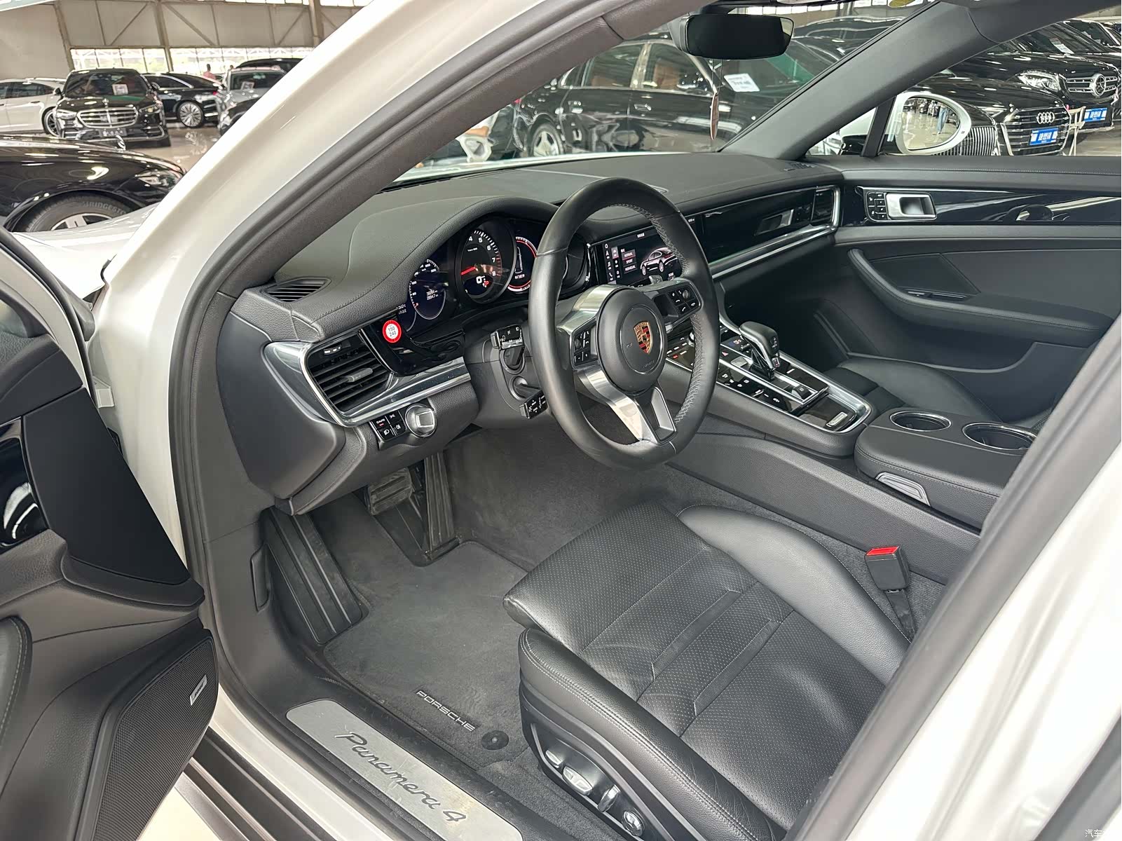Porsche Panamera, 2018 8