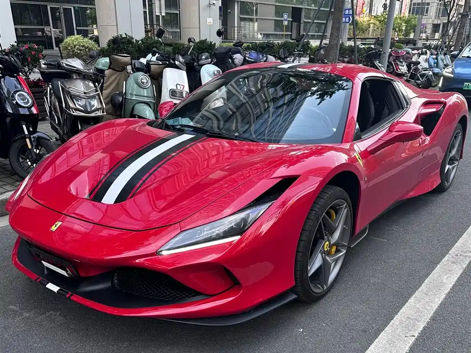 Ferrari F8