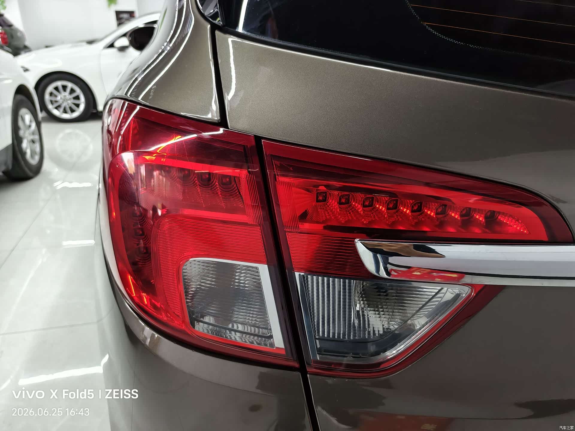 Buick Envision Plus, 2015 29