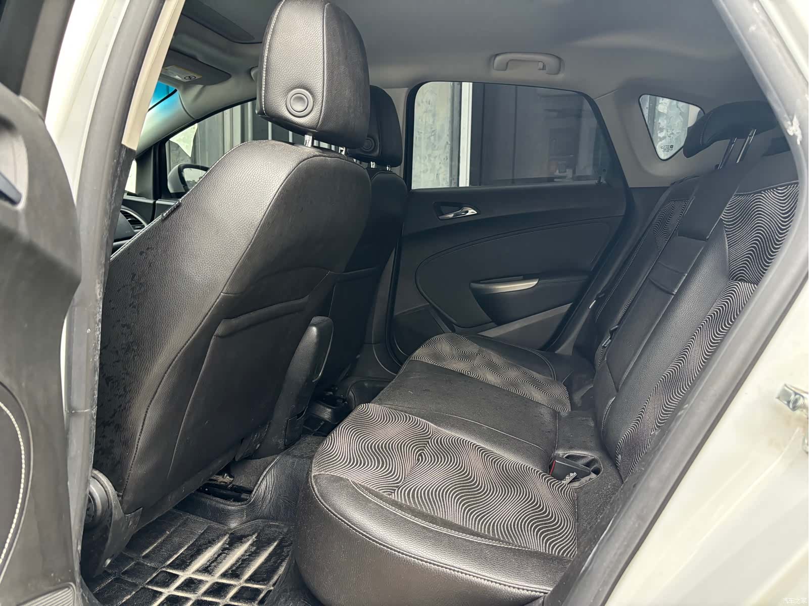 Buick XT, 2013 7