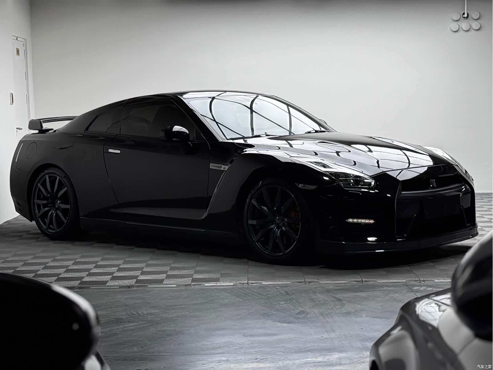 Nissan GT-R, 2014 3