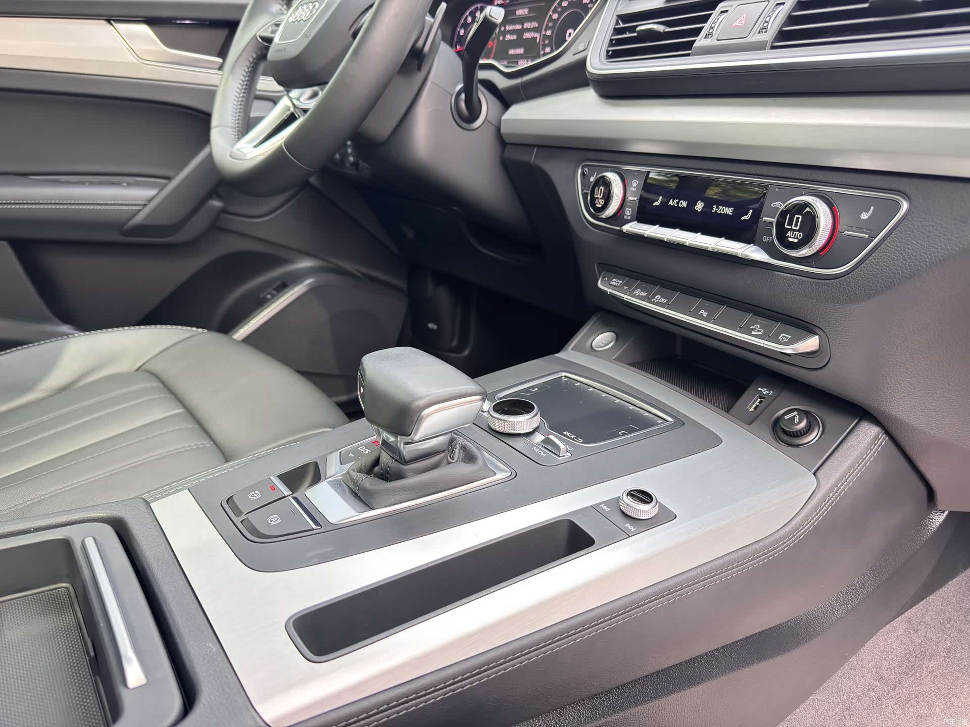 Audi Q5L, 2021 20