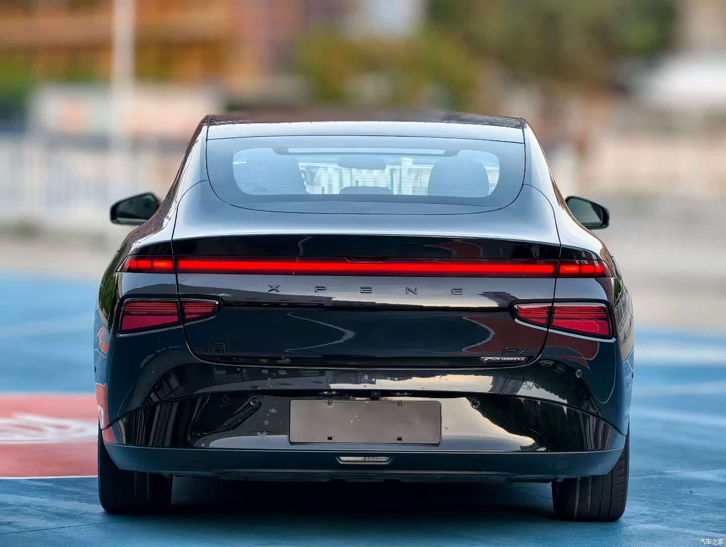 Xpeng P7, 2023 8