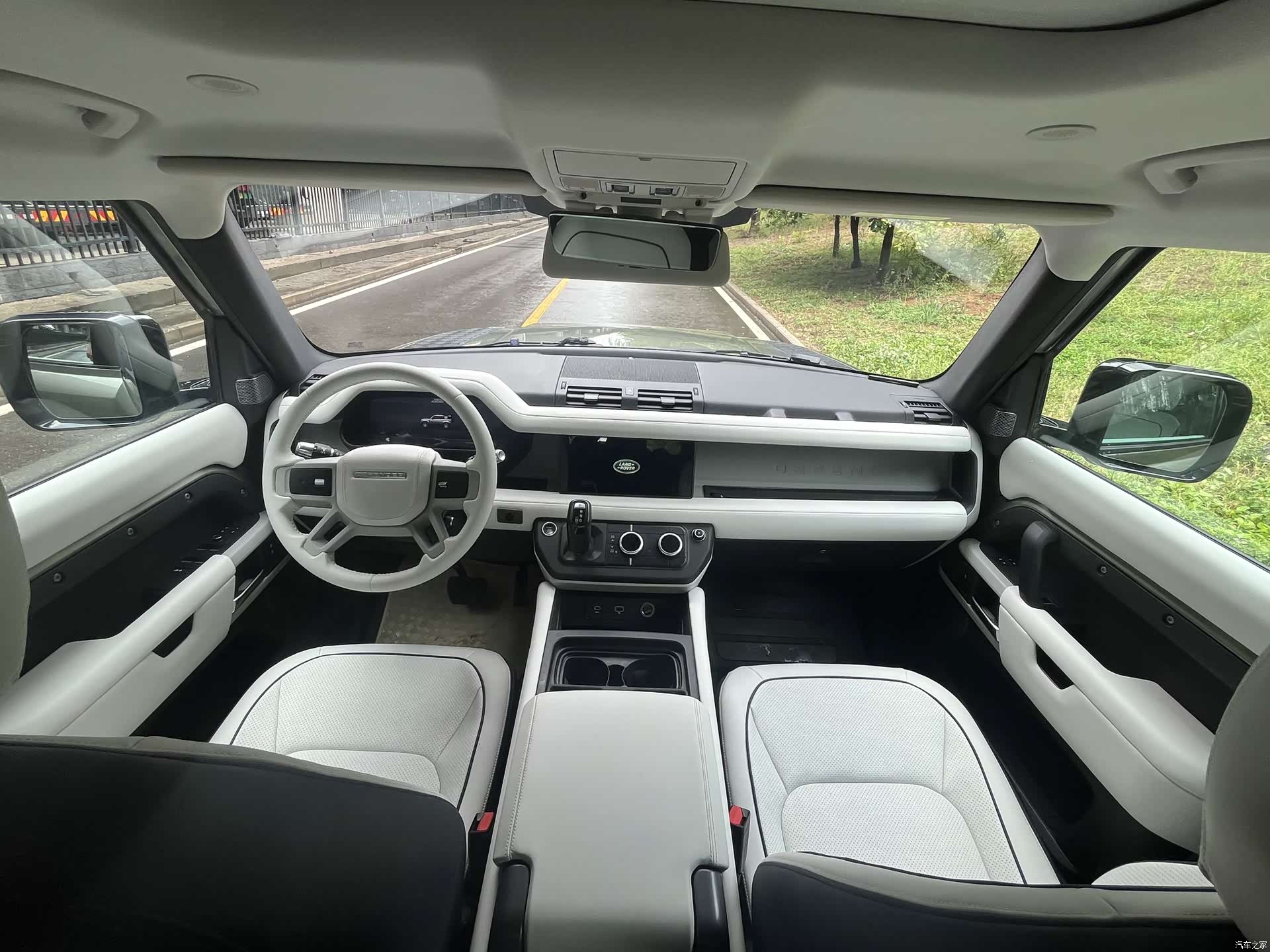 Land Rover Defender, 2020 9