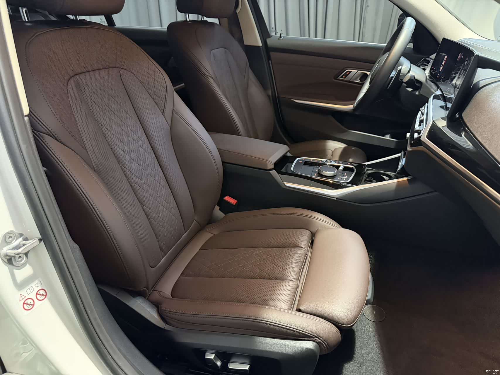 BMW 3 Series, 2023 8
