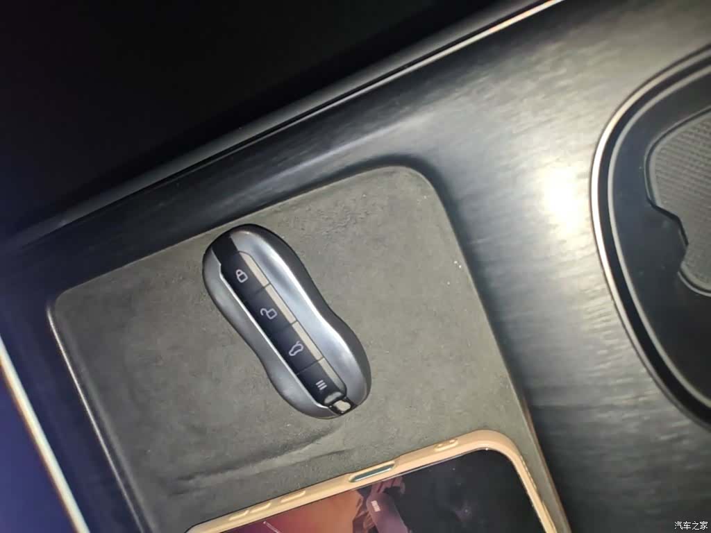 Xiaomi SU7, 2024 9
