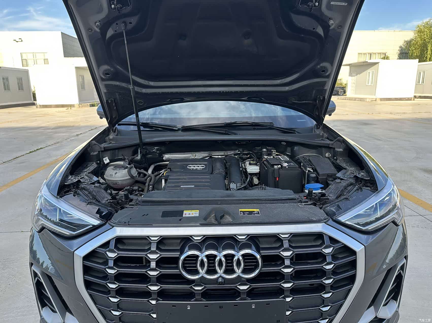 Audi Q3, 2022 16