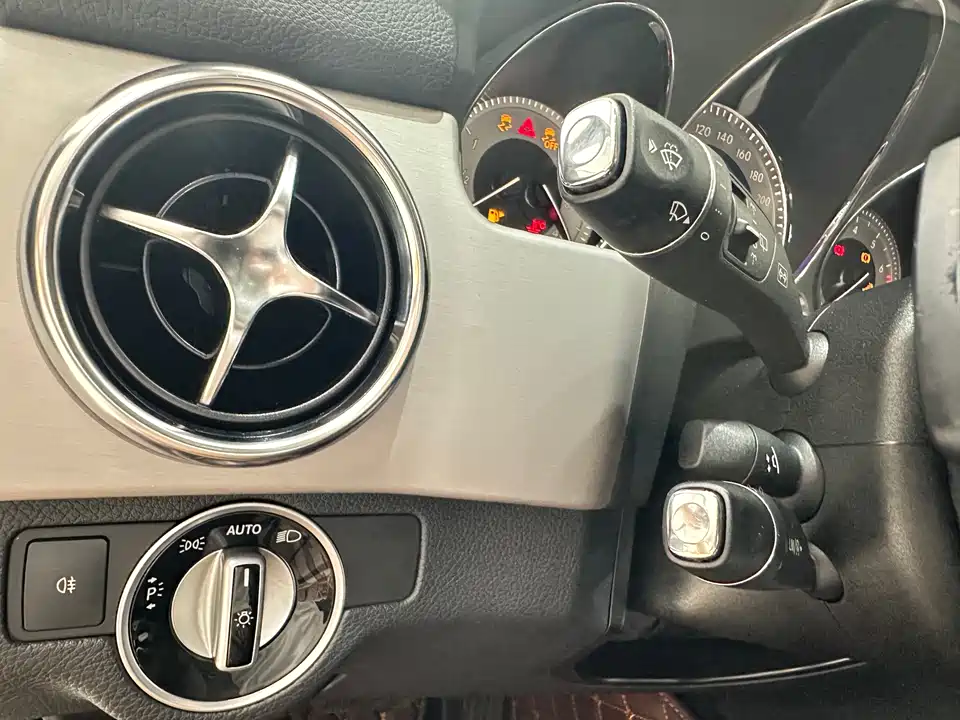 Mercedes-Benz GLK class