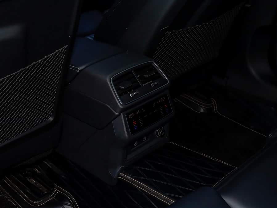 Audi A6L 2026, фото 11