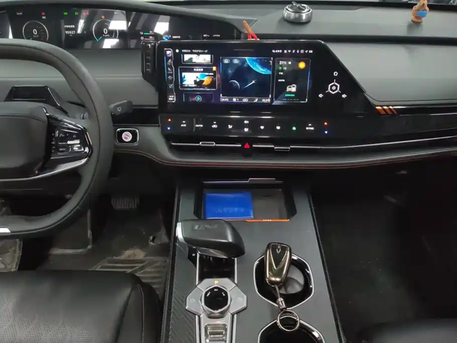 Changan UNI-K Smart iDD