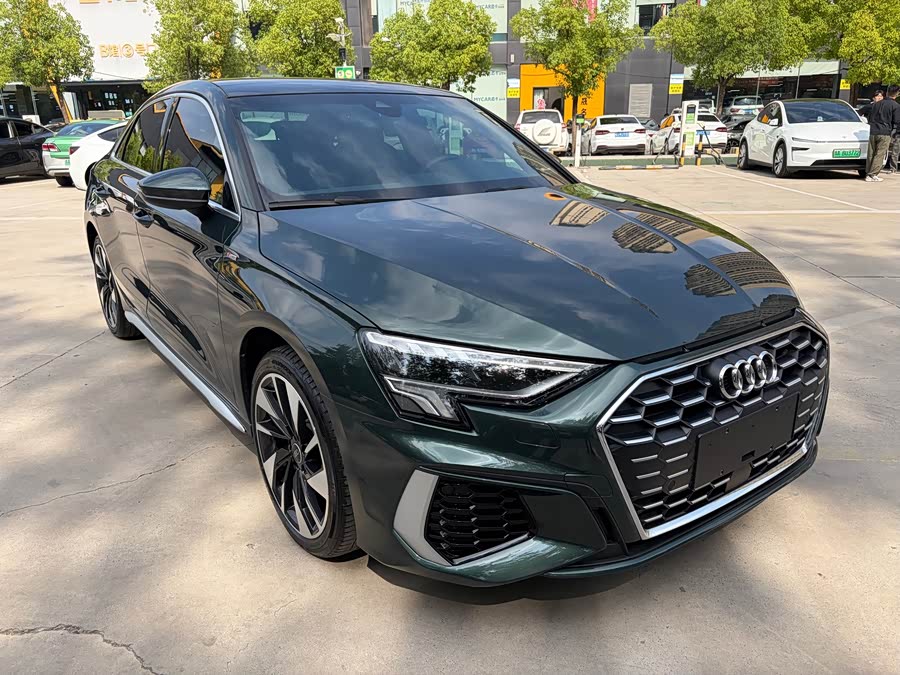 Audi A3 2023, фото 3