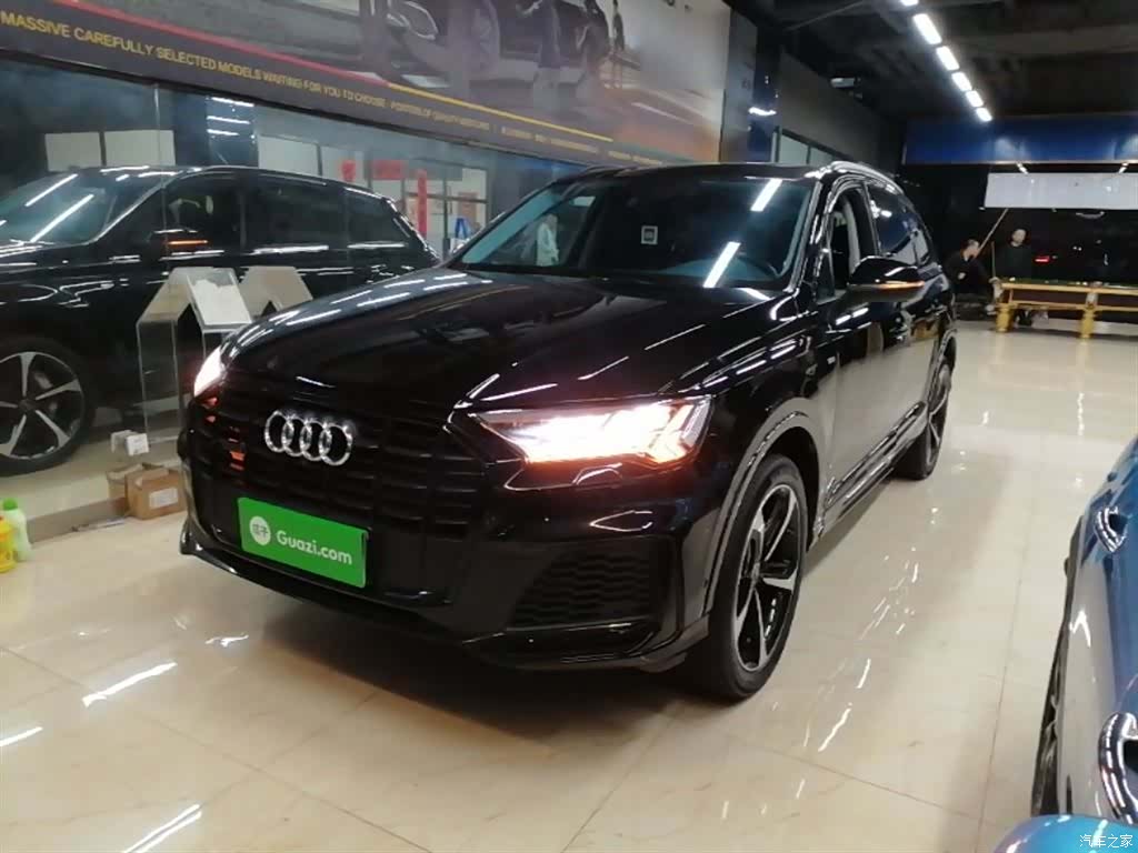 Audi Q7, 2021 1