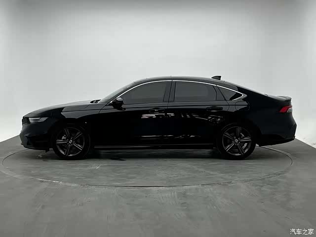 Honda Inspire, 2023 3