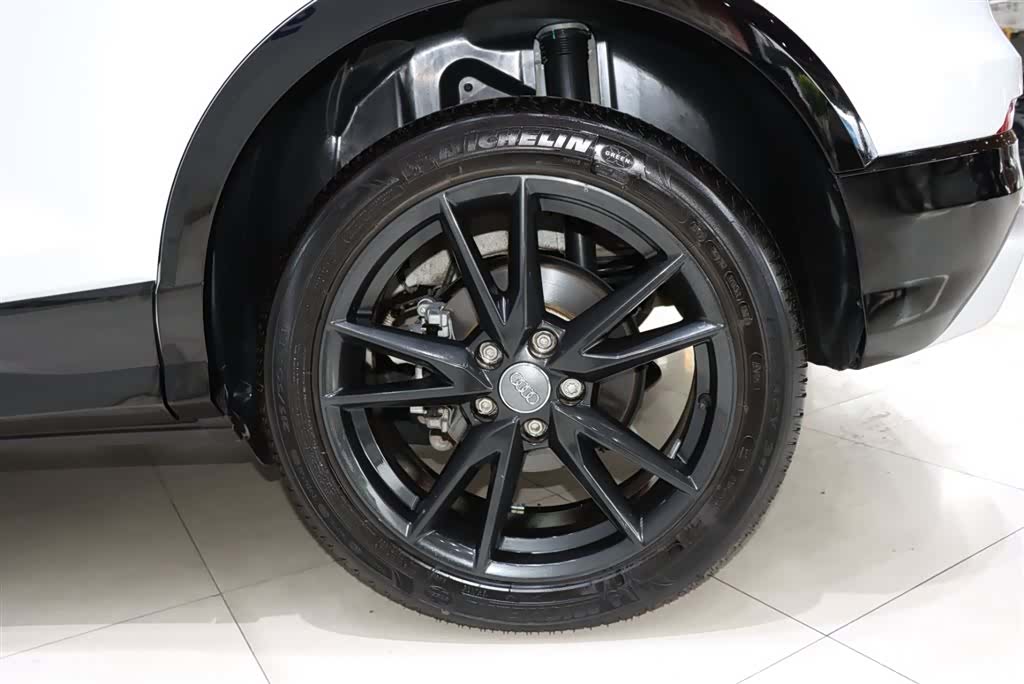 Audi Q2L, 2021 20