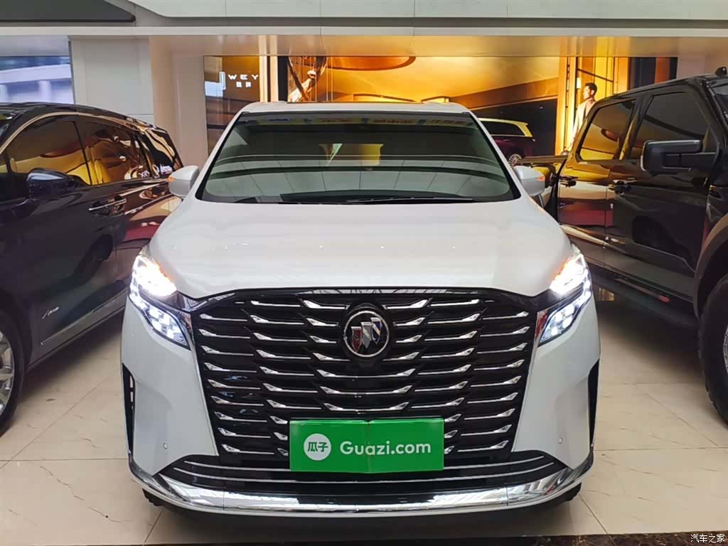Buick GL8, 2022 3